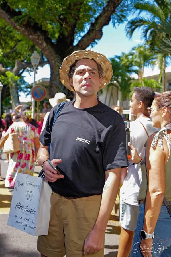 Comme une vahine sortie d’un rêve marquisien, drap - Photo 10