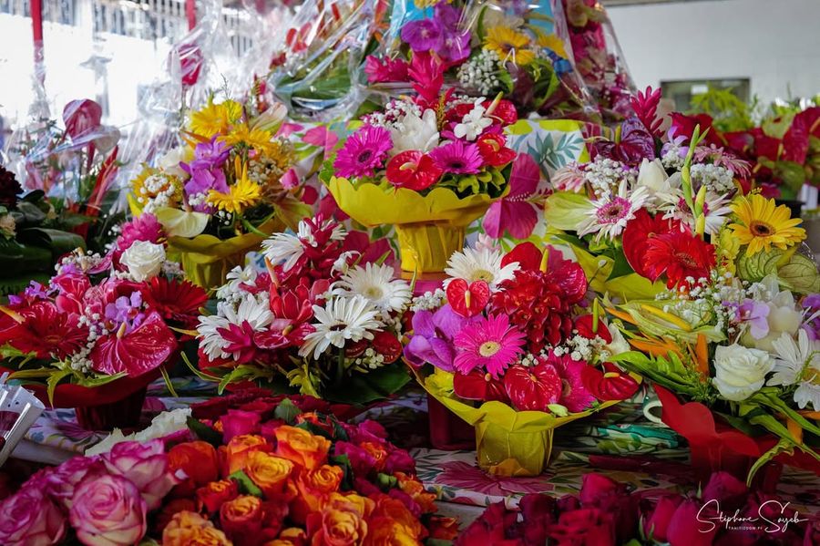 Un dimanche doré au marché de Papeete. Les bouquet - Photo 12