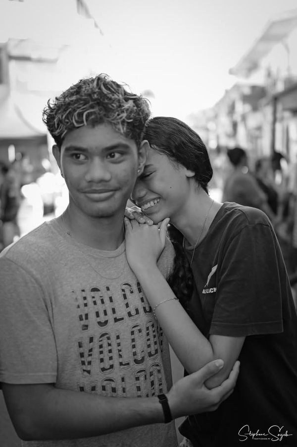 Dimanche matin au marché de Papeete, l’air sent le - Photo 11