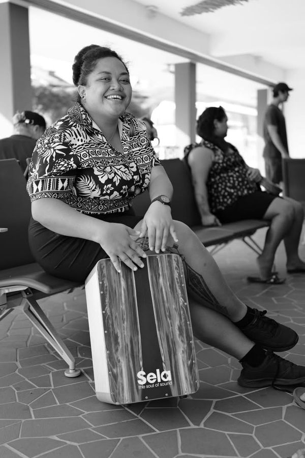 Noir et blanc ce matin à l’embarquement de l’Aranu - Photo 3